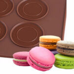 20 Cavity Macaroon And Whoopee Pie Mould Of Silicone, Brown