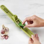 CleanForce Garlic Press - Green