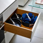 Space Folding Handle Ceramic 6 Piece Saucepan And Frying Pan Set - Image 6