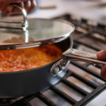 Space Folding Handle Ceramic 6 Piece Saucepan And Frying Pan Set - Image 8