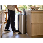 Arc Pedal Bin 30L  Stainless Steel - Image 4