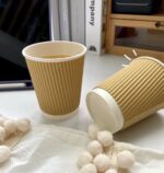 Ripple Wall Coffee Cups with Lid – 8 oz - 10 pcs Pack - Image 2