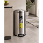 Dome Pedal Bin "Maggey" 30L Matt black - Image 3