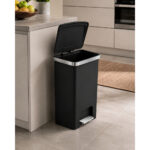 Pedal Bin 35L Black Plastic - Image 6