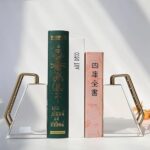 Modern Crystal Sculpture with Gold Alloy Handle Design - Image 2