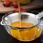 Stainless Steel Fine Mesh Tea Strainer with Handle (8.8 Inch) - Image 3