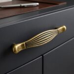 Florence Classic Ribbed Arch Antique Fix Handle - 96mm - Image 3