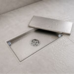 Linear Shower Drain With Anti-Odor Valve Flat Grate Brushed Finish SS 10 x 20cm - Image 4