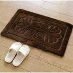 Embossed Floral Bath Mat 88x58cm - Image 4