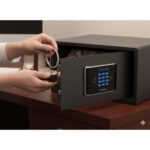 Advanced Electronic Security Safe - 22 cm x 35 cm x 25 cm - Image 2